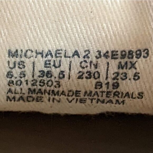 Calvin Klein® Michaela Signature Logo Sneakers - Picture 7 of 9